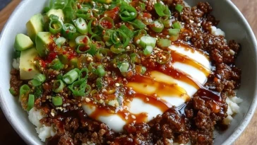 Bol De Viande Hachée Au Miel Épicé