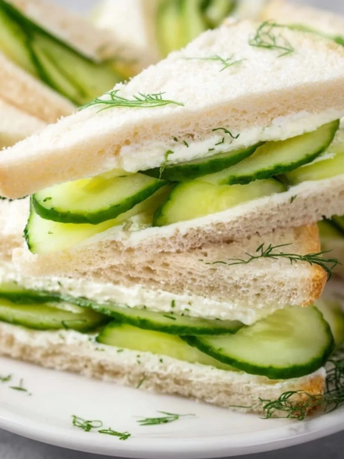 Sandwichs Au Concombre (1)
