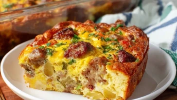 Casserole de Petit Déjeuner aux Saucisses
